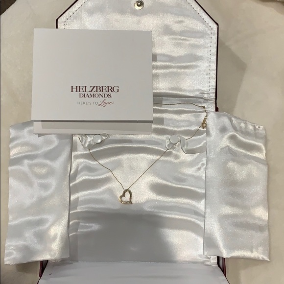 Necklace - Picture 2 of 4